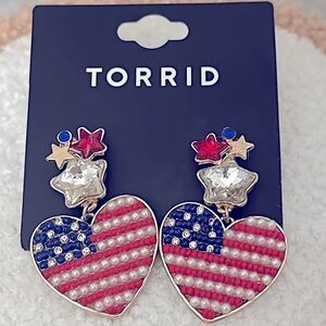 Torrid USA flag earring NWT